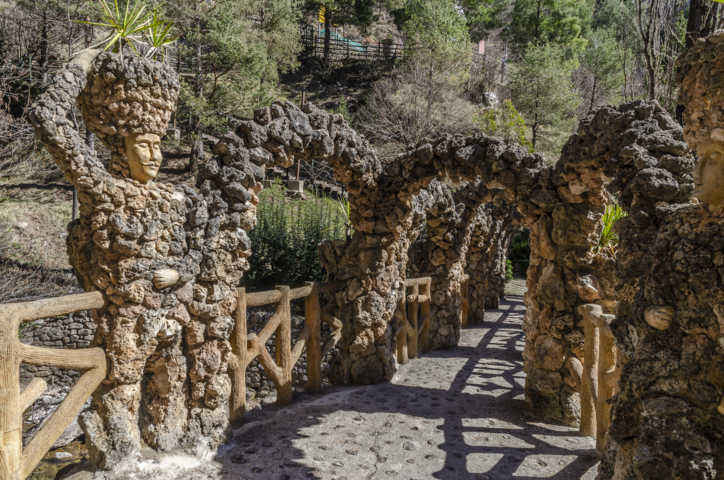 06 - La Pobla de Lillet - Gaudí - Jardins Artigas - Pont Dels Arcs
